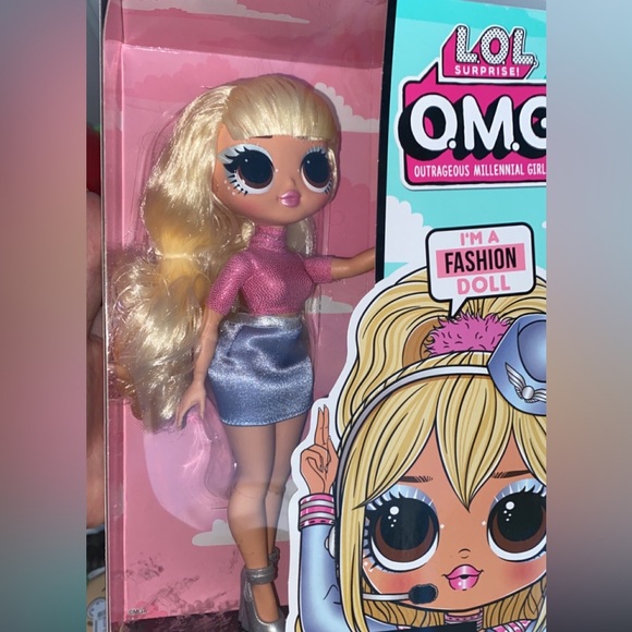 NIB - LOL Surprise OMG “Fly Gurl” Doll - Picture 3 of 10